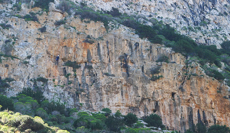 Climbing crag Metalia in Sifnos